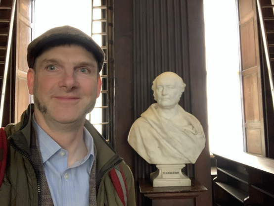 Selfie mit Alm und marmornem Hamilton im Trinity College
