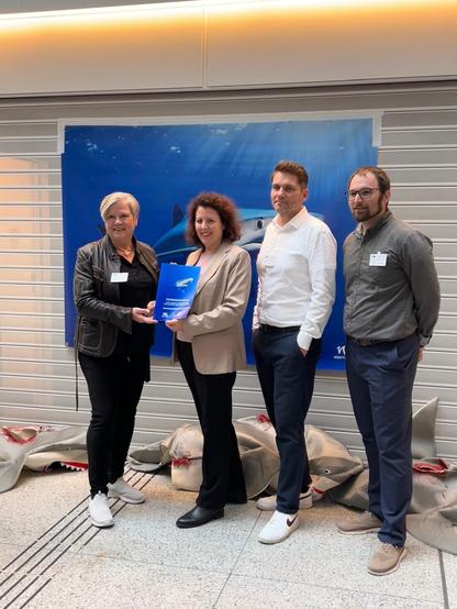 Die Bilder zeigen mich bei der Veranstaltung.