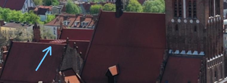 Aerial view of the church showing the antenna platform between gable roofs. Image credit: Gdansk Museum of Science.
