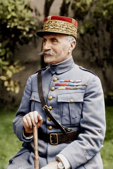 Є багато боягузів, які ...
Фердинанд Фош

Il n'y a qu'un lâche pour ...
Ferdinand Foch
https://buymeacoffee.com/valdeloir/gexikocomi

#страх #хоробрість #боягузтво #мужність #ФердинандФош
#fear #courage #cowardice #bravery #FerdinandFoch