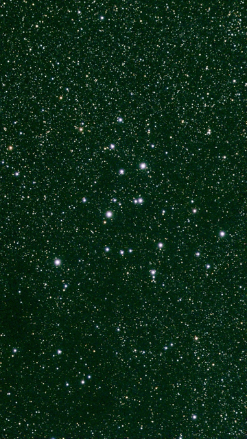M39 The Pyramid Cluster - unprocessed image with Moon and Sky Light Filter.  M39 is one of the nearest Messier objects to Earth, only about 1,000 light-years away, and is so big it appears almost the same size as the full Moon. 