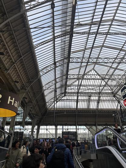 Paris gare de Lyon Hall 2