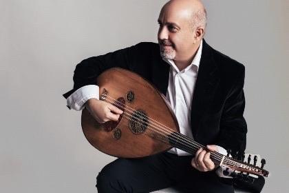 Ara Dinkjian playing the oud 