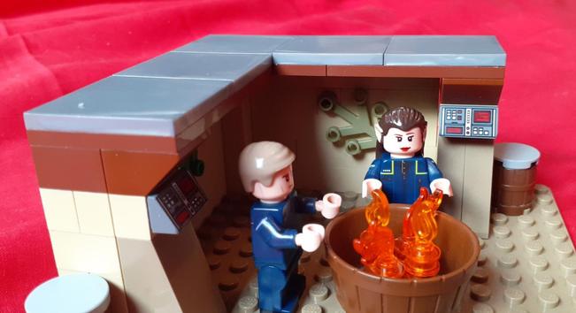 Trip Tucker and T'Pol on a camping trip on Vulcan