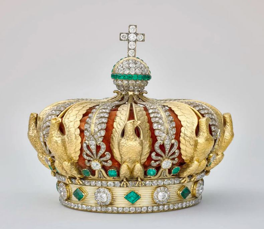 La Corona de l'emperadriu Eugènia de Montijo s'hauria trobat al carrer, trencada, en caure durant la fugida dels lladres (Museu del Louvre)