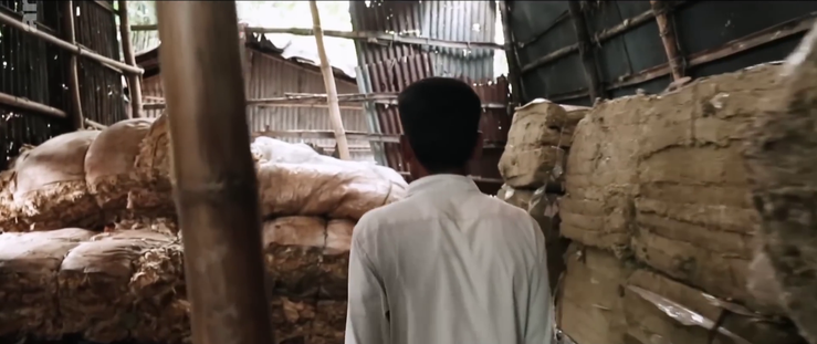 reconditionnement de l'amiante vendue ainsi sur les marchés locaux