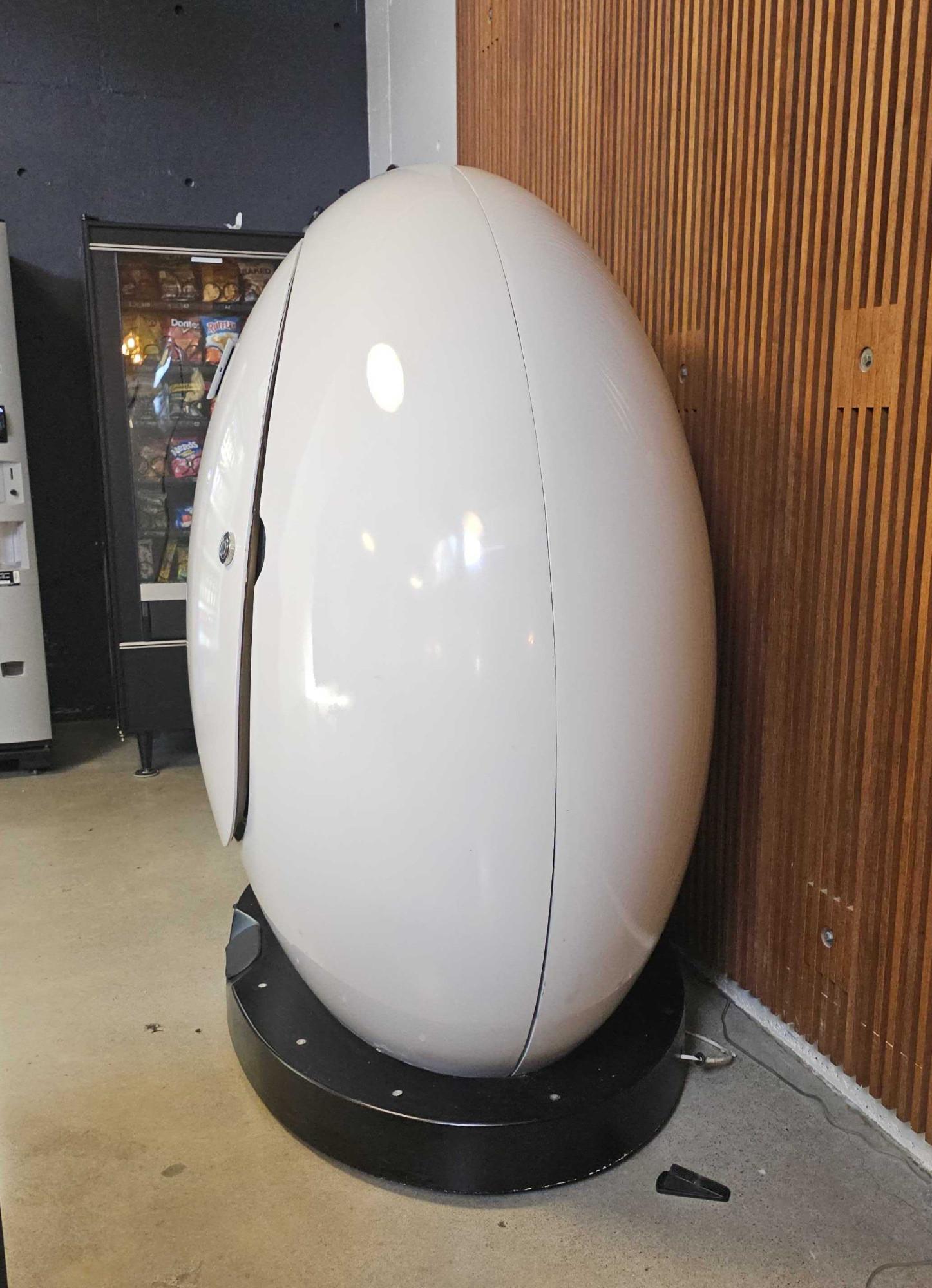 photo of a private pod from the company Sanctum, viewed from the end