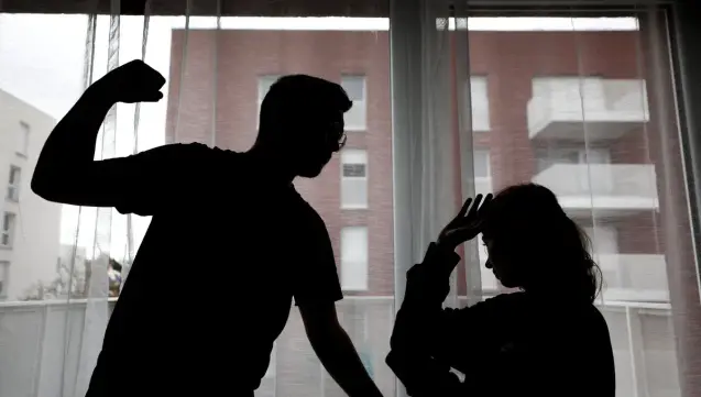 138 morts violentes au sein du couple ont été enregistrées par les forces de l'ordre l'an en 2024.