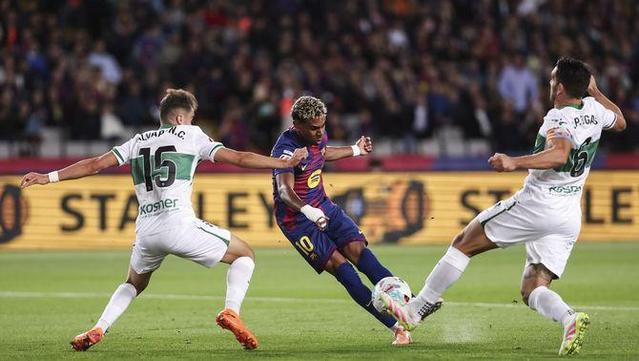 Lamine Yamal contra l'Elx (AFP7 / Europa Press)