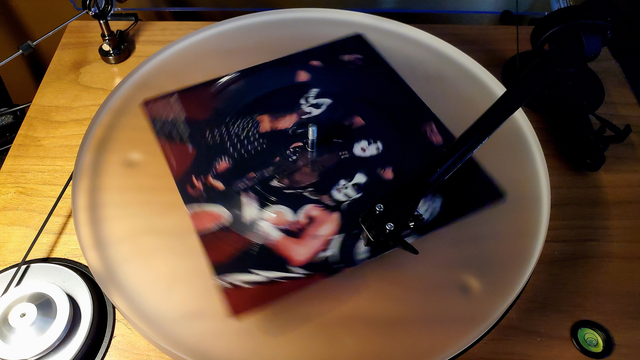 This one-sided Flexi Disc has the track "Rock And Roll All Nite (Alternate Studio Demo)"