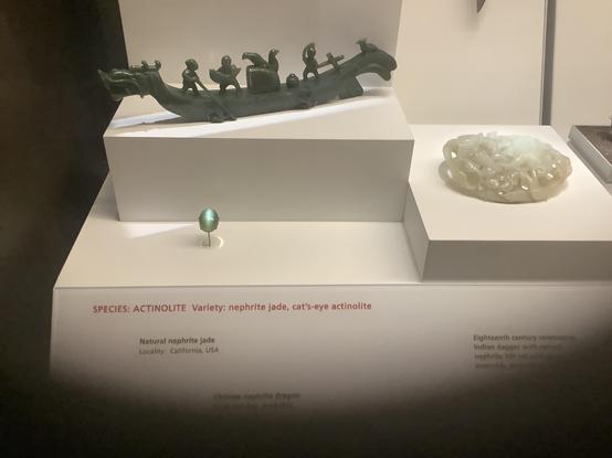 May be an image of text that says 'SPECIES: ACTINOLITE Variety: nephrite jade, cat's-eye actinolite Natural Naturalnephriteja nephrite jade Locality: California, LocalityrCalifomnia,USA USA Eighteenth Eighteenth.contur Blnhieansh' .