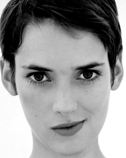 𝐖𝐢𝐧𝐨𝐧𝐚 𝐑𝐲𝐝𝐞𝐫