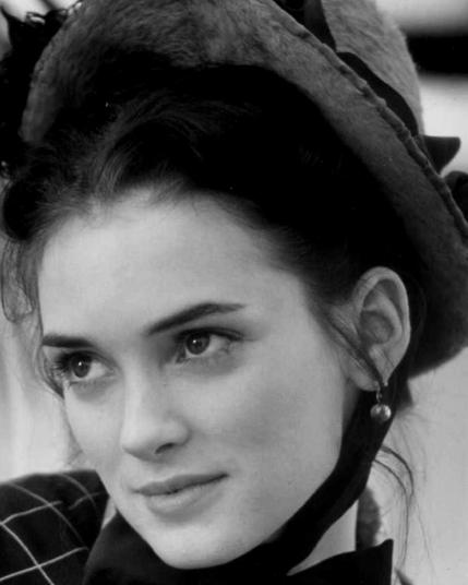 𝐖𝐢𝐧𝐨𝐧𝐚 𝐑𝐲𝐝𝐞𝐫