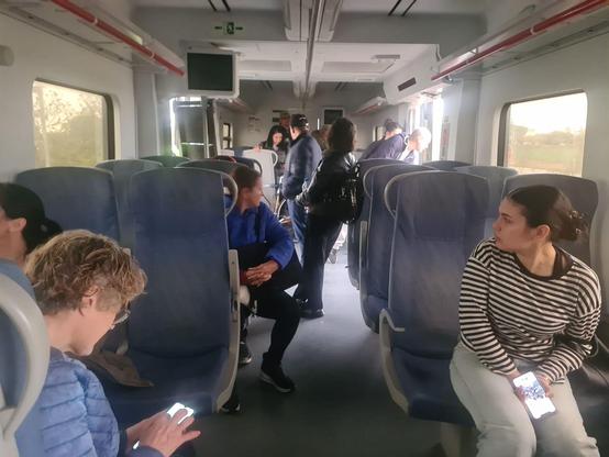 Passatgers d'un tren avariat de l'R11, aquest divendres entre Llançà i Vilajuïga (3Cat)