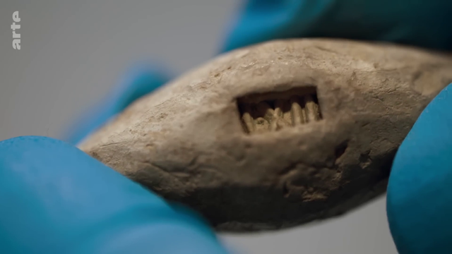 balles de fronde recto.

Ancêtre des armes à feu.