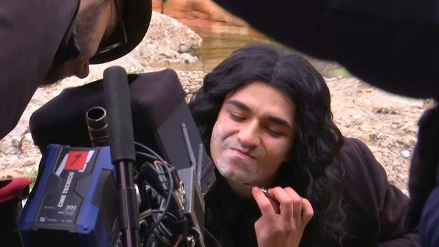 L'actor Àlex Bausá interpreta la Pastora de jove (3Cat)