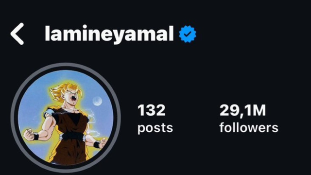 Antiga fotografia de perfil de Lamine Yamal (@lamineyamal)