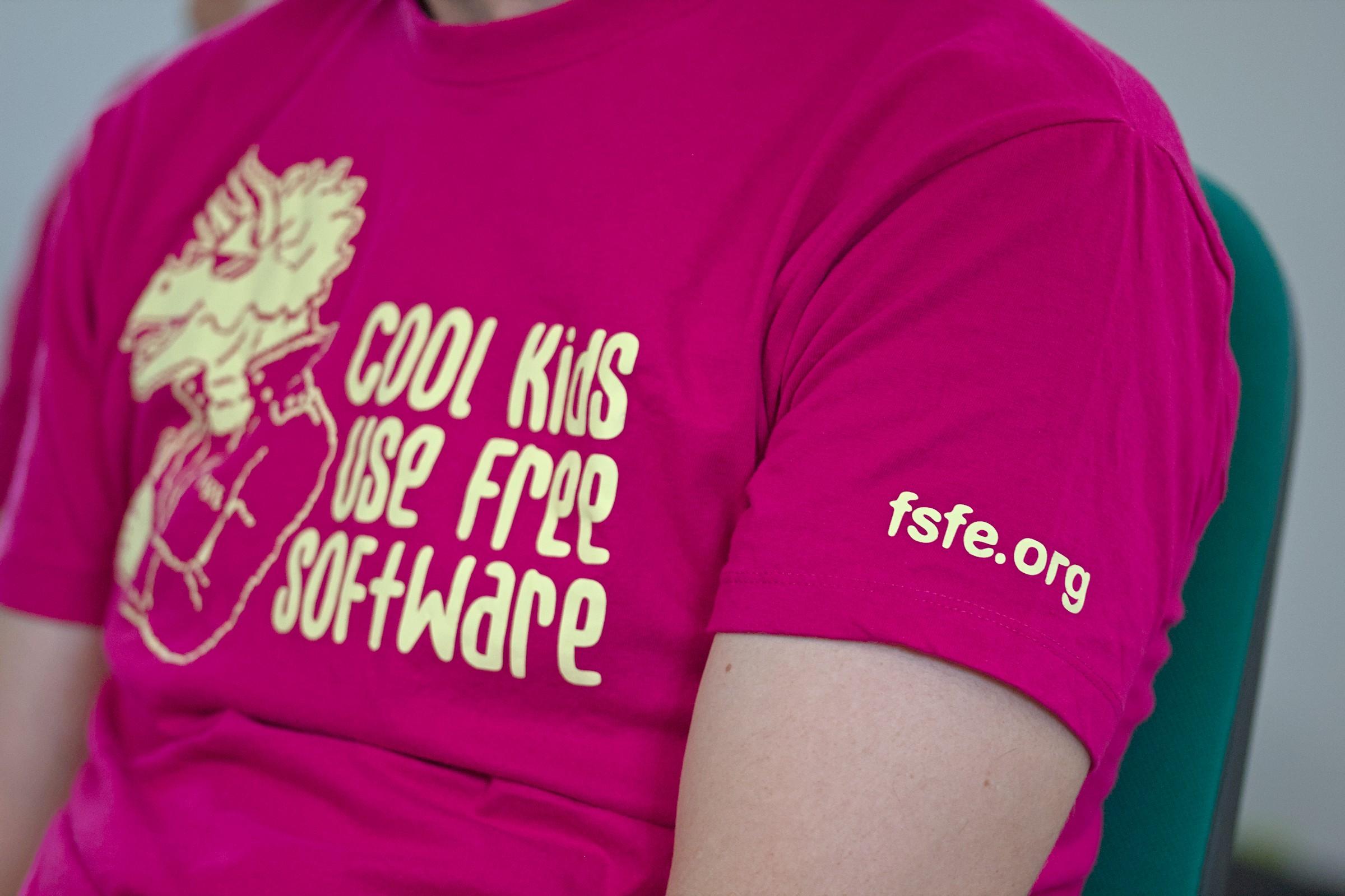 Cool kids tshirt