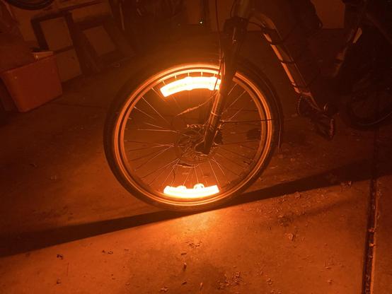 Bike lights on a wheel