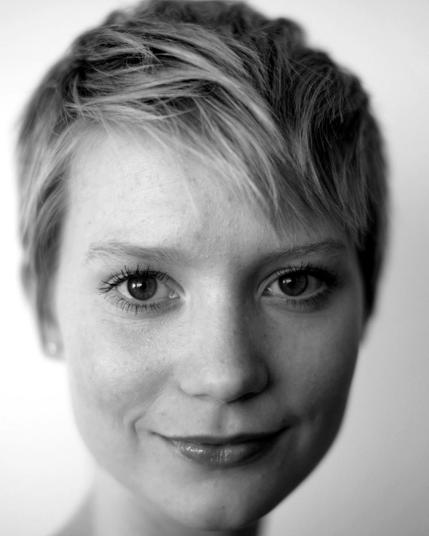 𝐌𝐢𝐚 𝐖𝐚𝐬𝐢𝐤𝐨𝐰𝐬𝐤𝐚