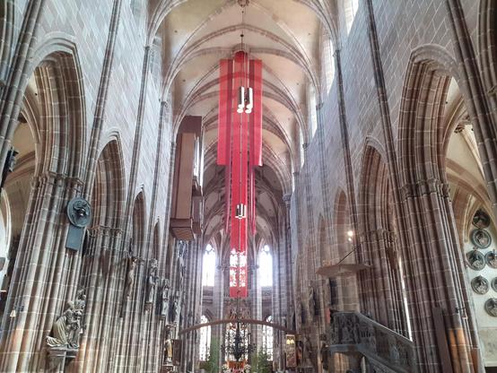 #Lorenzkirche #church #churches #eglise #iglesia #chiesa 
#Nürnberg #Nuremberg #Franken #Frankonia #Germany #photos #photography #cities #germancities