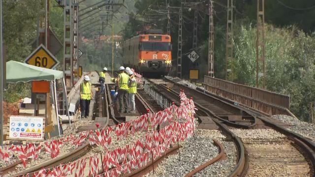 Obres per substituir les vies de Rodalies a prop de l'estació de Gelida (3CatInfo)