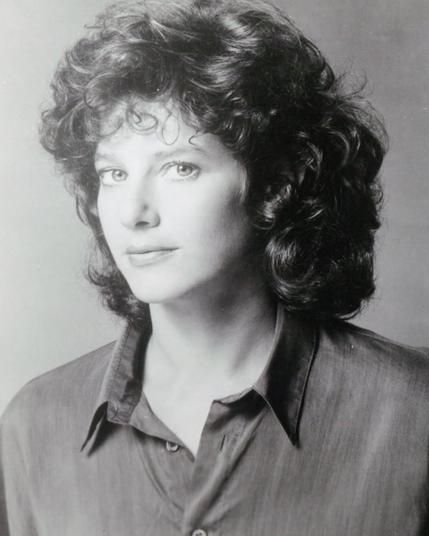 𝐃𝐞𝐛𝐫𝐚 𝐖𝐢𝐧𝐠𝐞𝐫