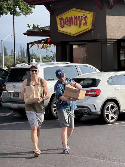 Me and Nils picking up a turkey dinner at Denny’s on thanksgiving. 