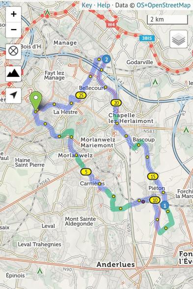 L'image est une capture d'écran d'une carte. La carte présente des routes, des autoroutes et des points de repère, ainsi que le tracé d'un itinéraire