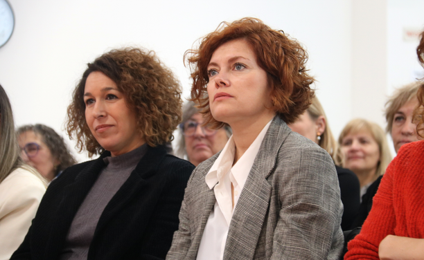 La secretària general d'ERC, Elisenda Alamany, a l'Assemblea Nacional de Dones d'Esquerra a Caldes de Montbui (ACN/ Guifré Jordan)