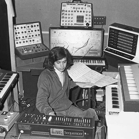Early days of Jean Michel Jarre
Recording Oxygène in his kitchen (1976)