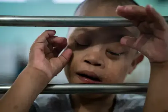 Ce centre de Hô Chi Minh-Ville (Vietnam), ici le 7 mars 2025, accueille des victimes de l'agent orange, épandu par les États-Unis il y a plus de cinquante ans.