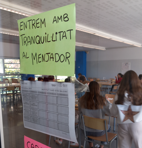 Hora de dinar a l'Institut Turó d'en Baldiri, de Teià (3CatInfo)