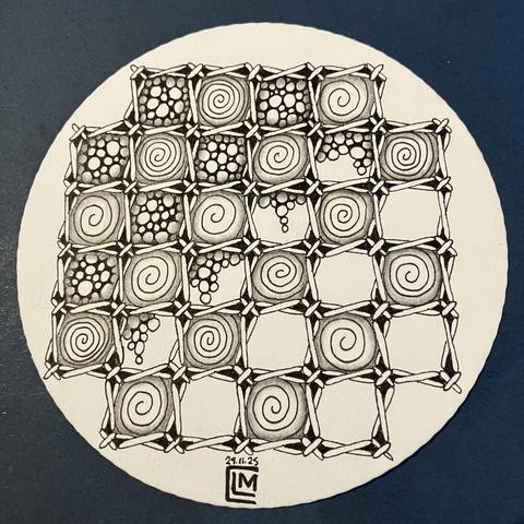 My finished tile with black ink and graphite shading. Some of the squares defined by the "stitches" are filled with patterns Printemps and Tipple
