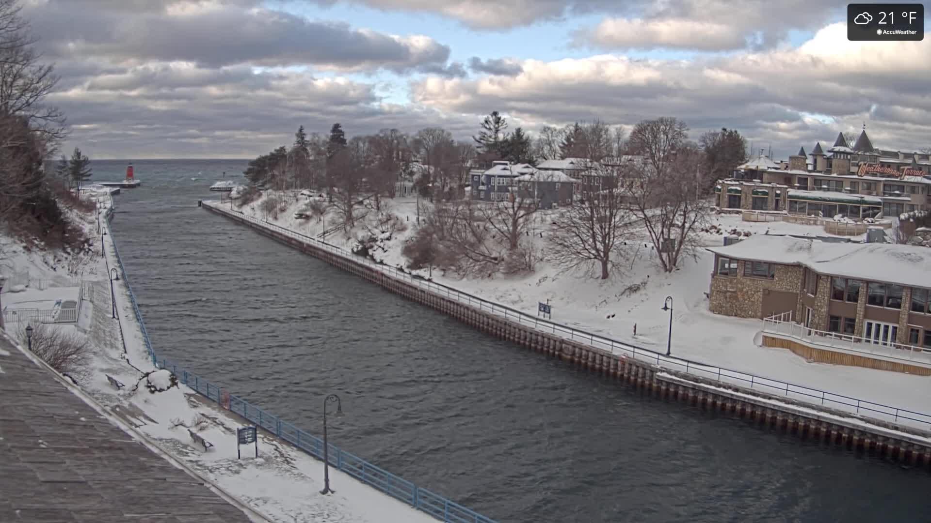 Photo from Sun, 07 Dec 2025 20:07:57 +0000