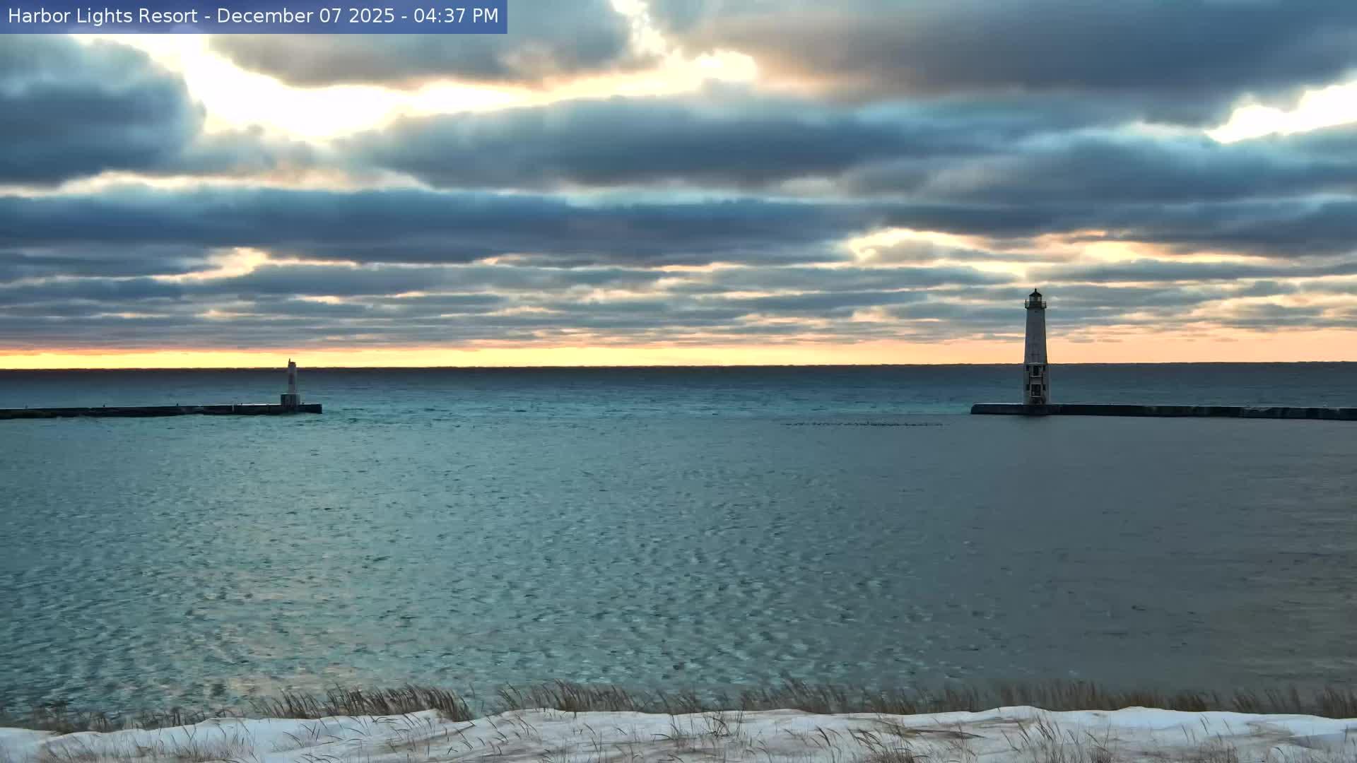 Photo from Sun, 07 Dec 2025 21:37:40 +0000