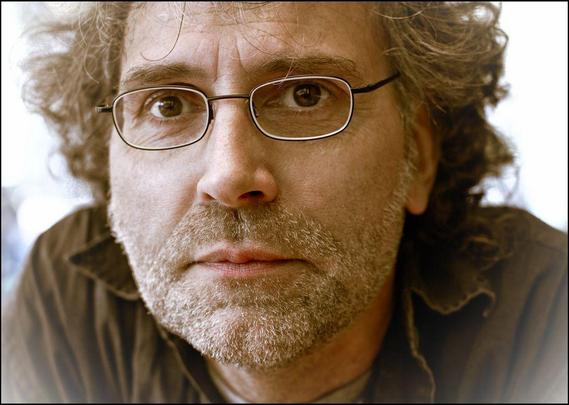 moment when you know: photograph of a bearded man looking into the camera. Photo attribution: Flickr user zilverbat.