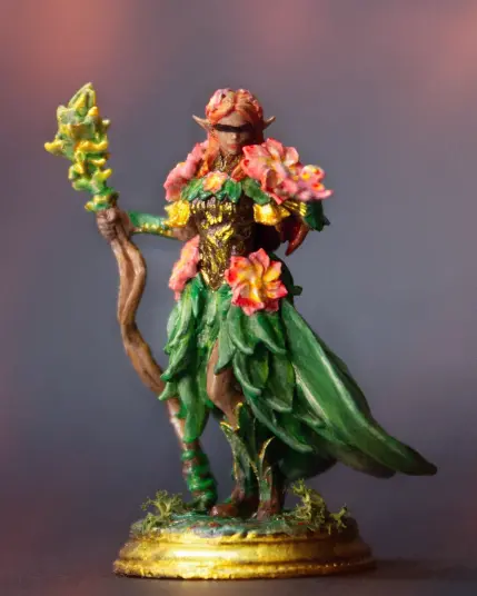 Painted miniature of the druid Synoria