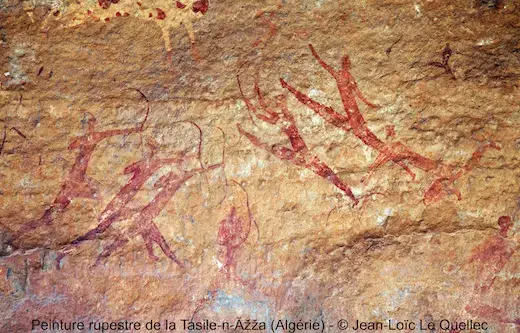 Peintures rupestre du Tassili n'Azza présenatnt des individus interprétés comme combattant