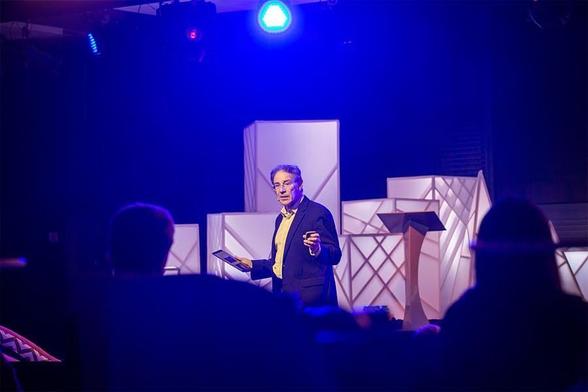 an invitation for event and hospitality teachers: Adrian Segar speaking at Blend Abu Dhabi 2017