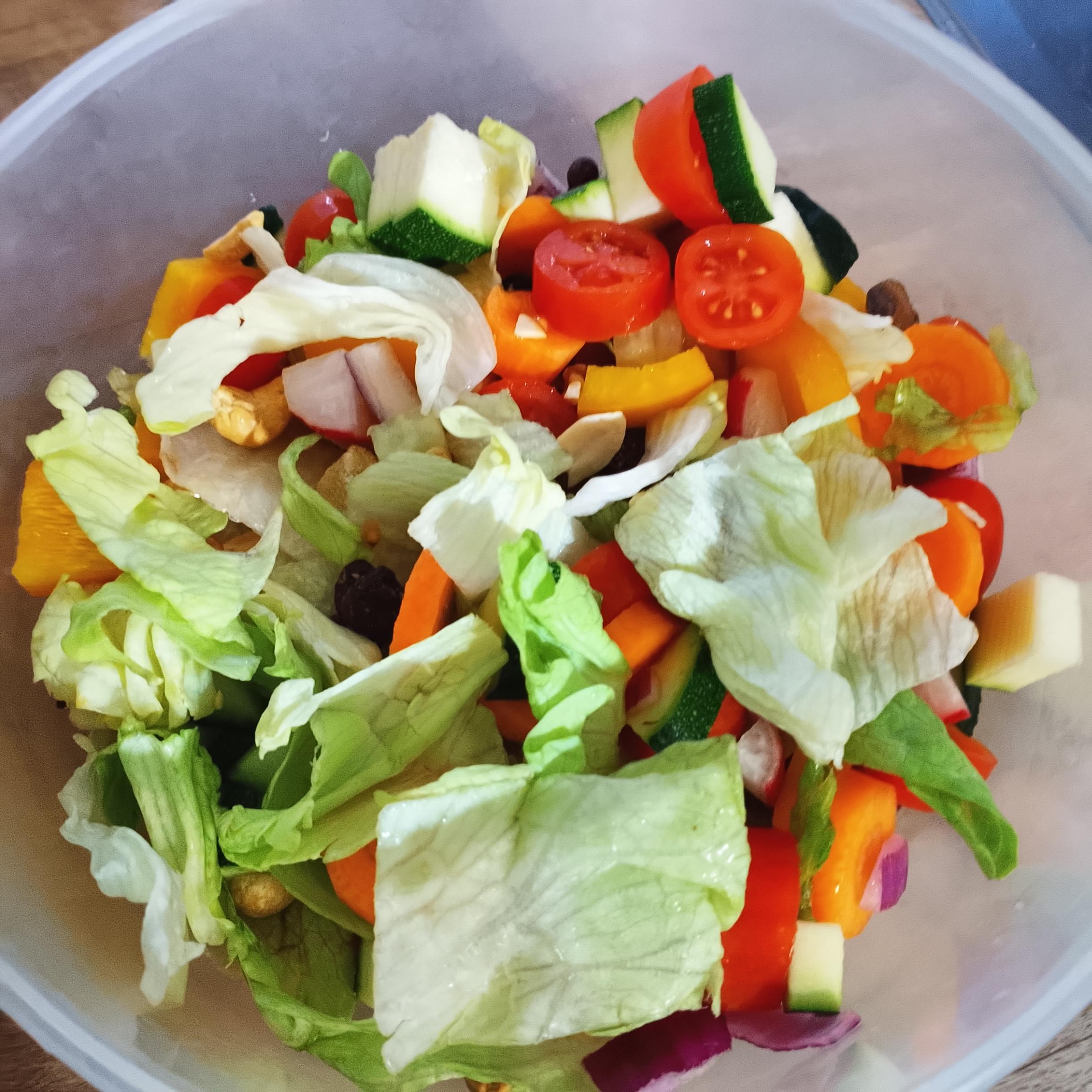 vaschetta di verdure crude