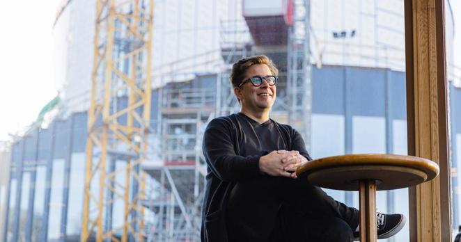 Posted media