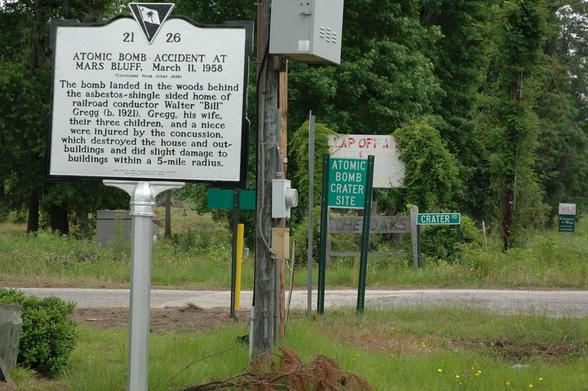 Gedenktafel in Mars Bluff, South Carolina
Autor: DTMedia2
Lizenz: CC BY-SA 3.0