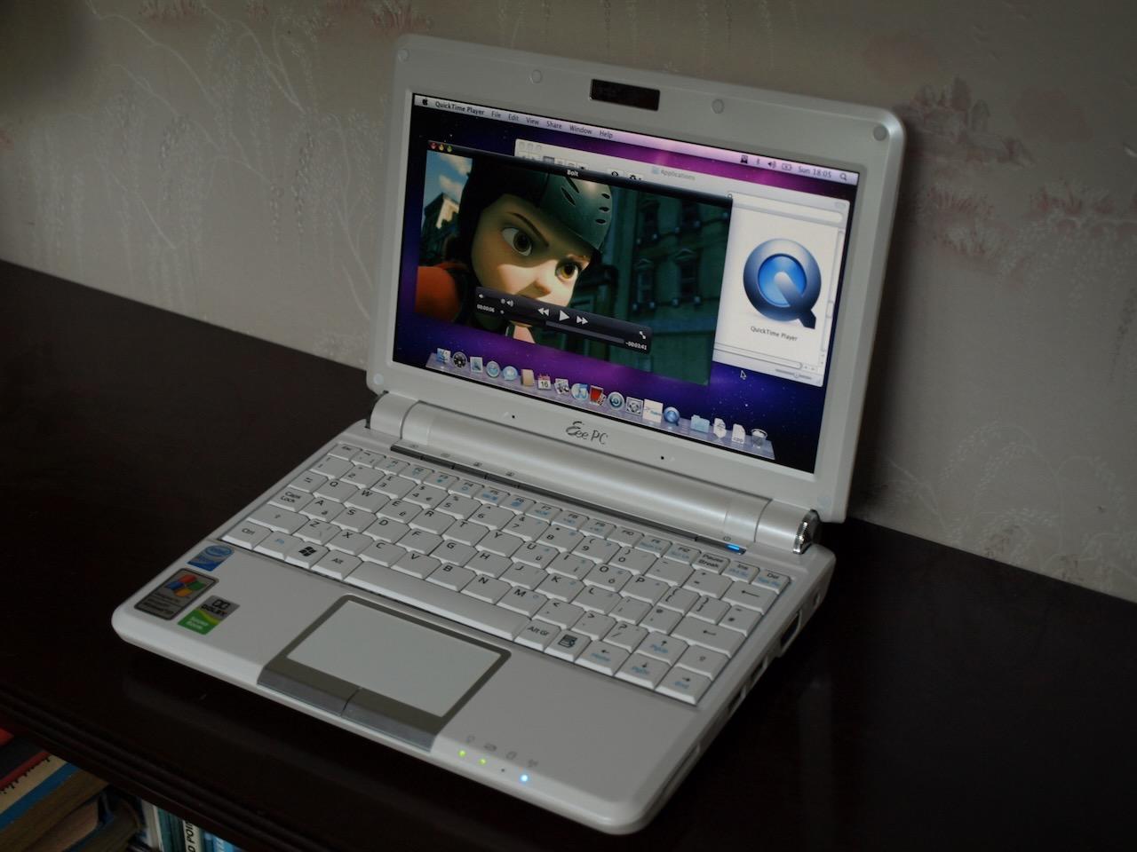 EeePC 901 running Mac OS X Snow Leopard in 2009