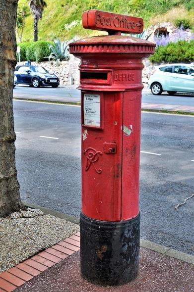 Postbox in Torquay, Torbay. PostboxMap.co.uk