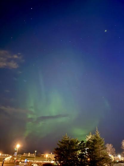 Aurora over Reykjavík 
