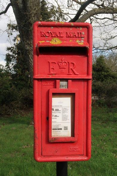 Postbox in Westleton, Suffolk. PostboxMap.co.uk