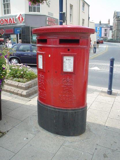 Postbox in Aberystwyth, Ceredigion. PostboxMap.co.uk