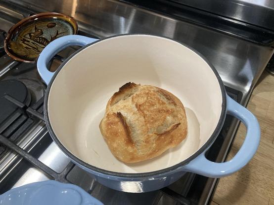 Smol Bread in 2 quart pot