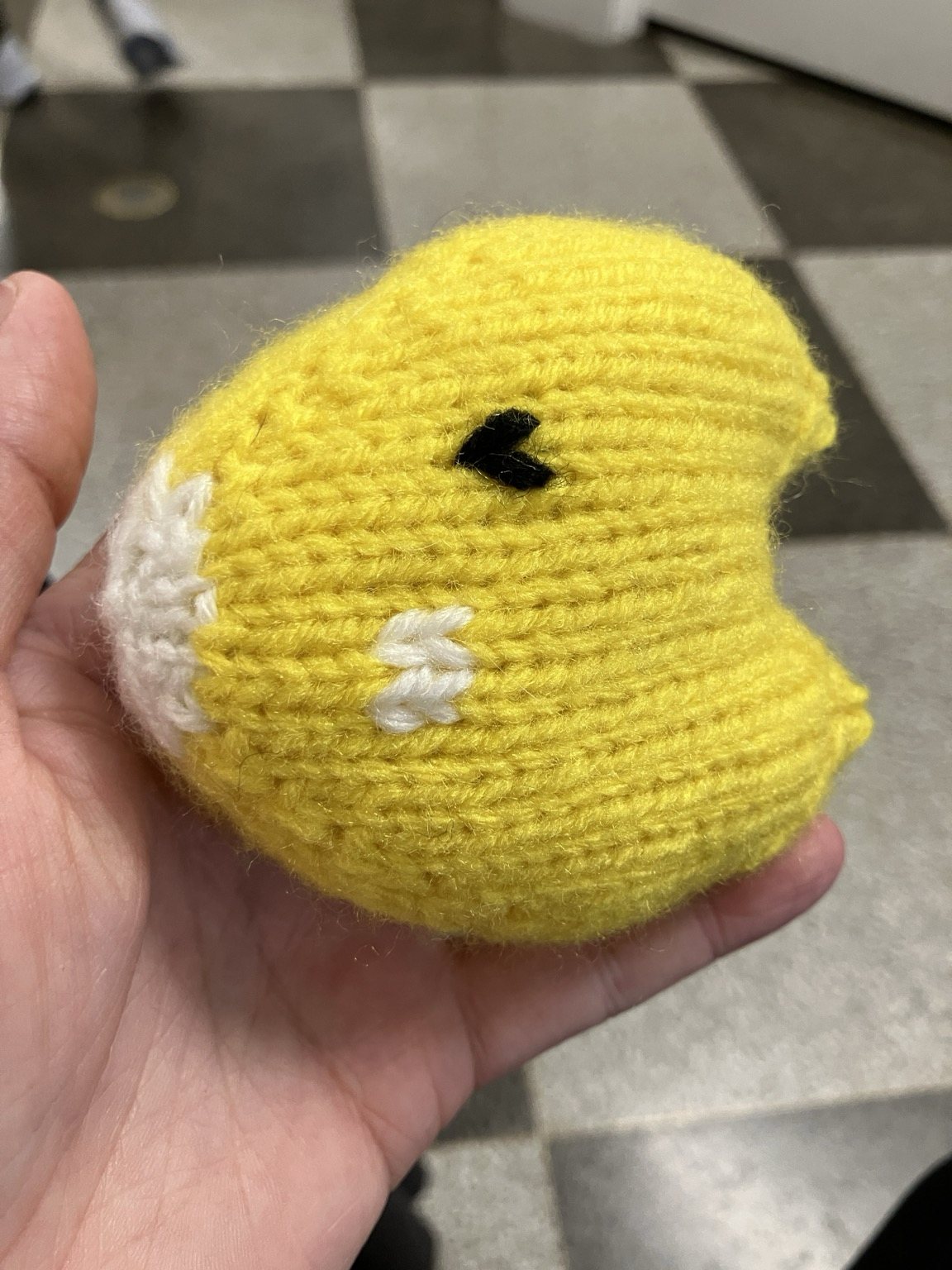 Knit luvdisc plush in its shiny color variant